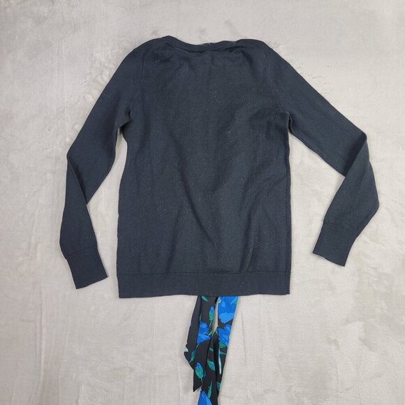 J. Crew Black & Blue Floral Scarf Pullover Sweater Women's | Size XS - Picture 10 of 10